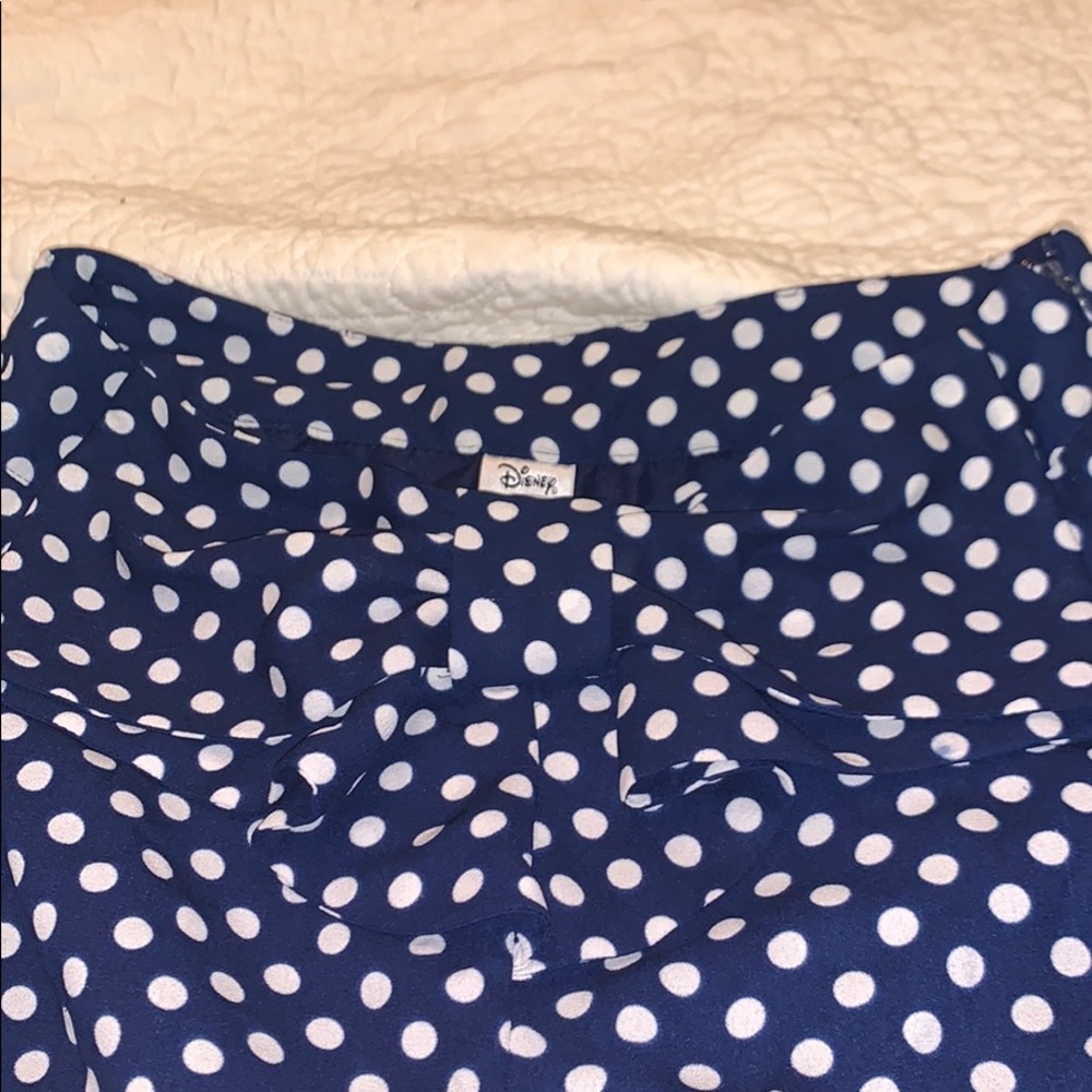 Shorts - Picture 3 of 3